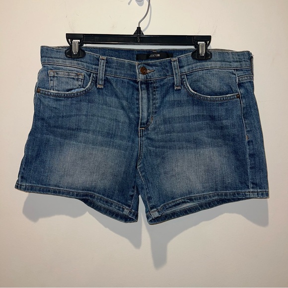 Joe’s Jeans Sharpay Style Denim Shorts Medium Wash Size 29 Stretch 5” Inseam GUC - Picture 1 of 7